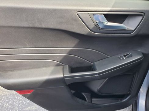Certified 2022 Ford Escape SEL FWD image 29