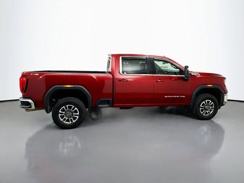 Used 2024 GMC Sierra 2500 SLE w/ SLE Value Package; image 9