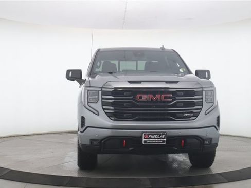 Used 2023 GMC Sierra 1500 AT4 w/ AT4 Preferred Package AWD/4WD image 12