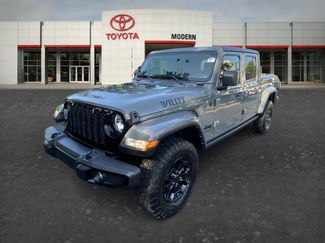 Used 2021 Jeep Gladiator Sport AWD/4WD video 1