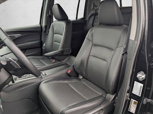 Certified 2023 Honda Ridgeline RTL image 15