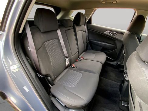 Used 2025 Kia Sportage LX FWD image 20