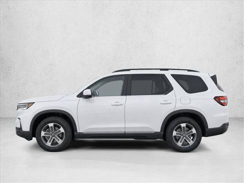 Used 2025 Honda Pilot EX-L image 4