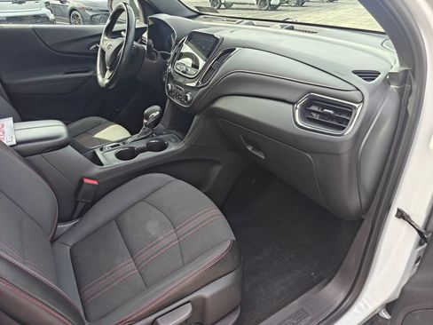 Used 2022 Chevrolet Equinox RS w/ Infotainment Package AWD/4WD image 22