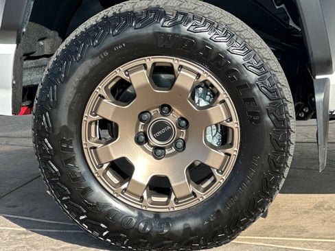 Certified 2025 Toyota Tacoma Trailhunter w/ Tow Tech Package image 33