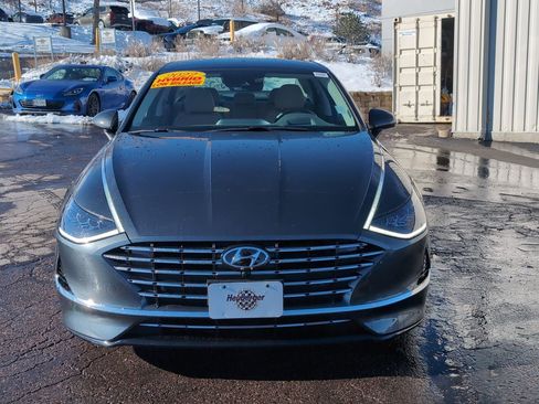 Used 2022 Hyundai Sonata Limited image 2