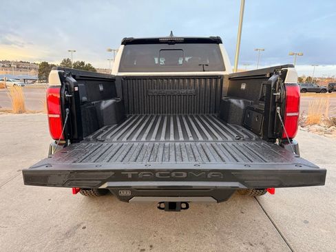 Used 2025 Toyota Tacoma TRD Pro image 25