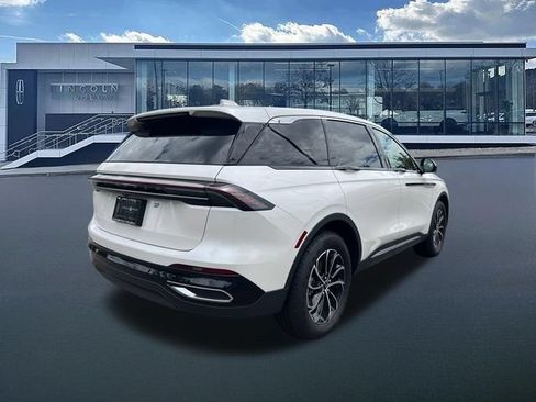 New 2026 Lincoln Nautilus Premier AWD/4WD image 8