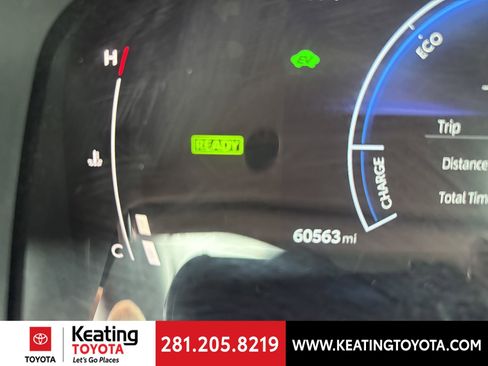 Used 2025 Toyota Camry SE image 19