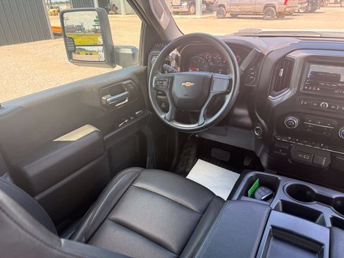 Used 2024 Chevrolet Silverado 2500 W/T w/ WT Convenience Package AWD/4WD image 30