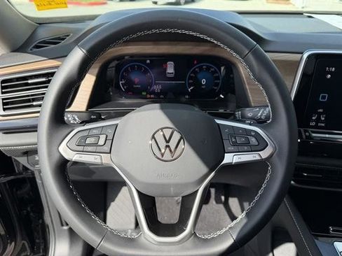 New 2026 Volkswagen Atlas SE image 23