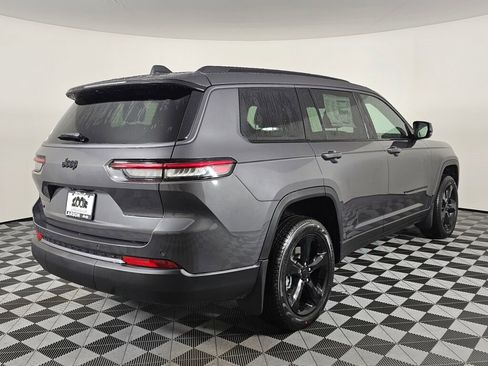 New 2026 Jeep Grand Cherokee L Limited w/ Limited Altitude Package image 4