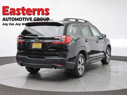 Used 2023 Subaru Ascent Premium w/ Convenience Package AWD/4WD image 5