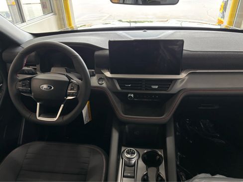 New 2026 Ford Explorer ST-Line AWD/4WD image 10