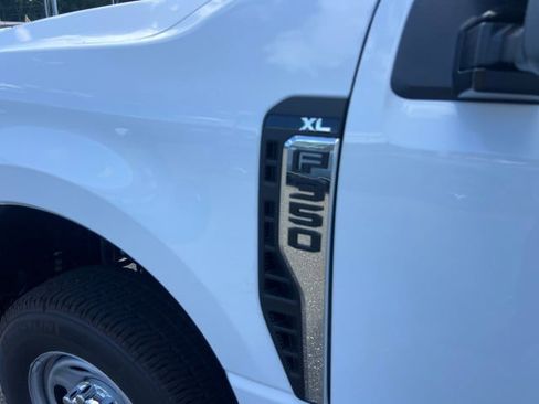 New 2026 Ford F350 XL w/ XL Chrome Package image 21
