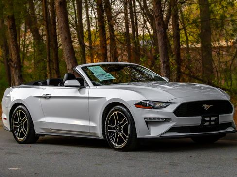 Used 2022 Ford Mustang Premium image 49