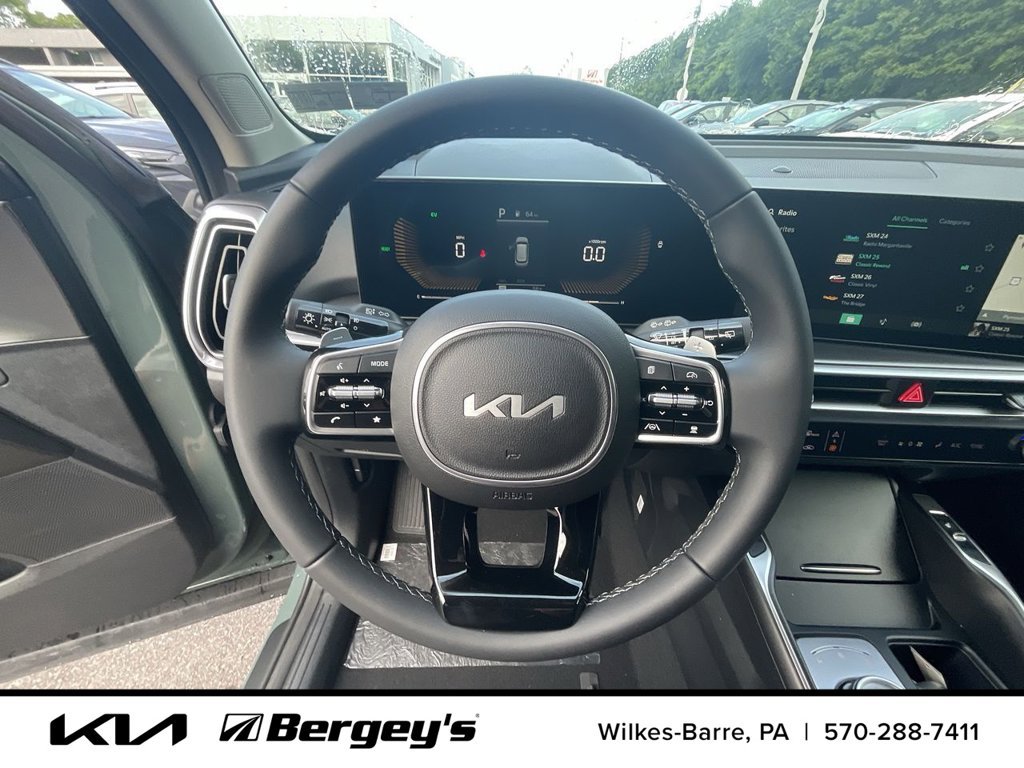 Certified 2025 Kia Sorento EX AWD/4WD image 6