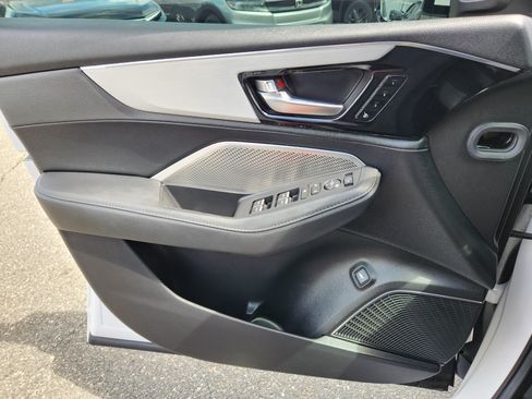 Certified 2024 Acura MDX SH-AWD image 24
