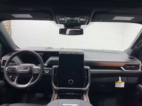 New 2026 GMC Yukon Denali w/ Sun & Power Step Package image 7