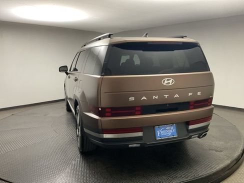 Used 2024 Hyundai Santa Fe Limited AWD/4WD image 5