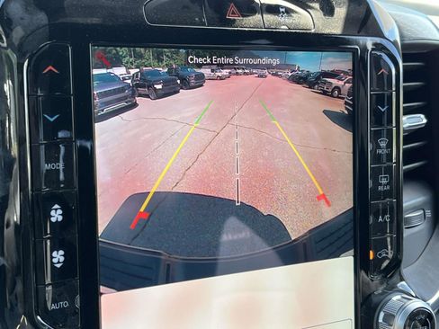 Used 2025 RAM 2500 Laramie image 15