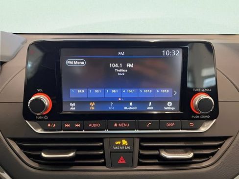 Used 2023 Nissan Altima 2.5 S FWD image 18