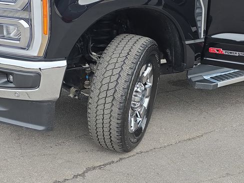 Used 2023 Ford F250 Lariat w/ Tow Technology Package image 31