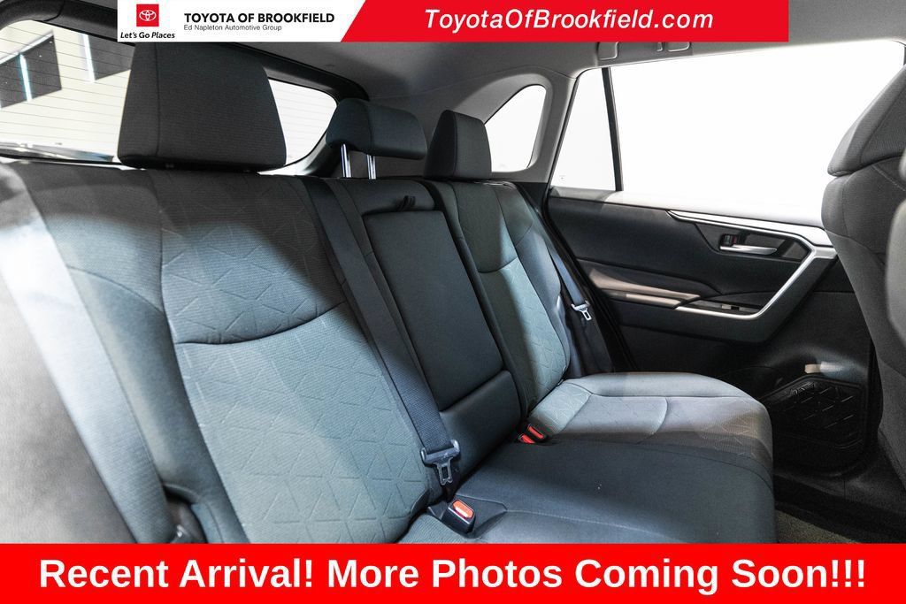Certified 2023 Toyota RAV4 XLE AWD/4WD image 28