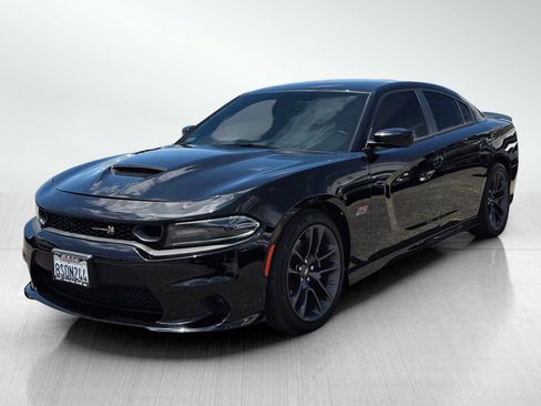 Used 2020 Dodge Charger Scat Pack RWD image 3