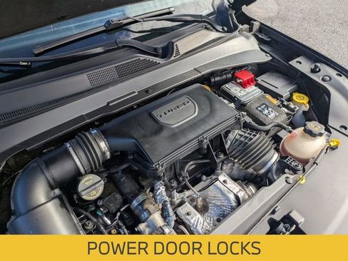 Certified 2024 Jeep Compass Latitude image 12