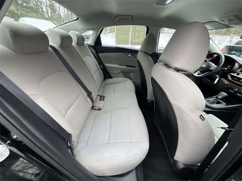 Used 2021 Kia Forte LXS image 22