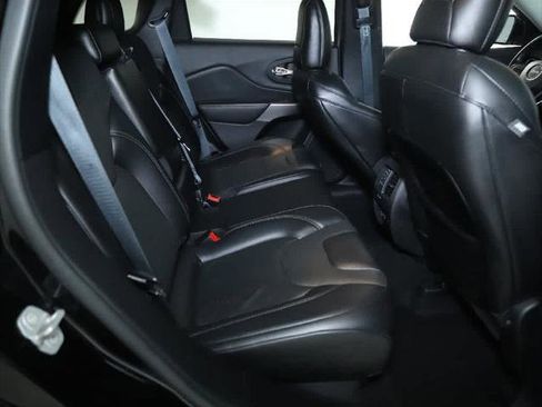 Certified 2021 Jeep Cherokee Limited image 34