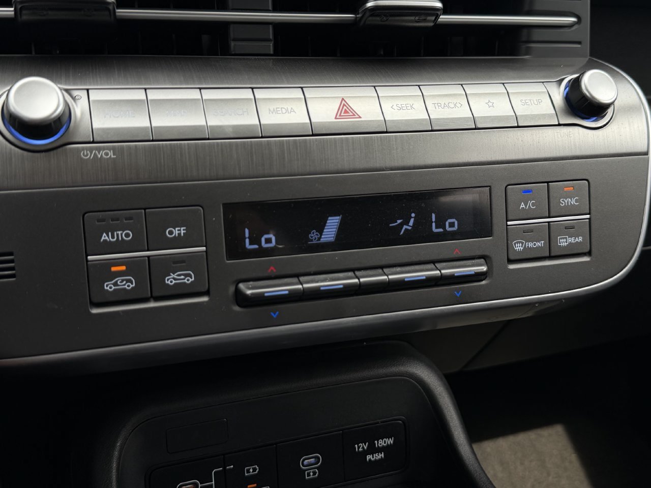 Used 2025 Hyundai Kona SEL FWD image 19