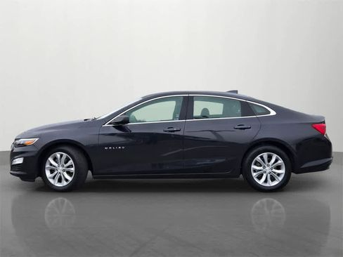 Used 2023 Chevrolet Malibu LT image 3