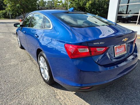 Used 2023 Chevrolet Malibu LT image 4