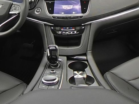 New 2025 Cadillac XT6 Luxury w/ LPO, Floor Liner Package image 13