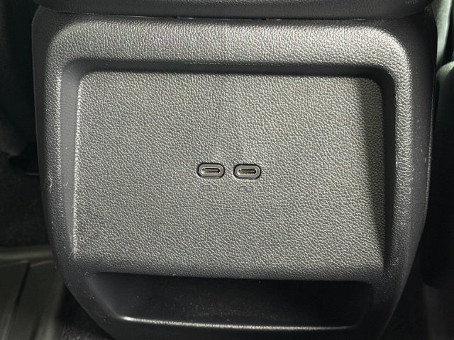 Used 2024 Chevrolet Equinox EV LT FWD image 8