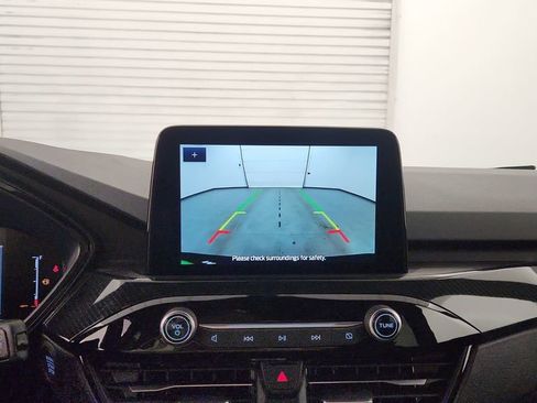 New 2026 Ford Escape ST-Line w/ Cold Weather Package AWD/4WD image 16