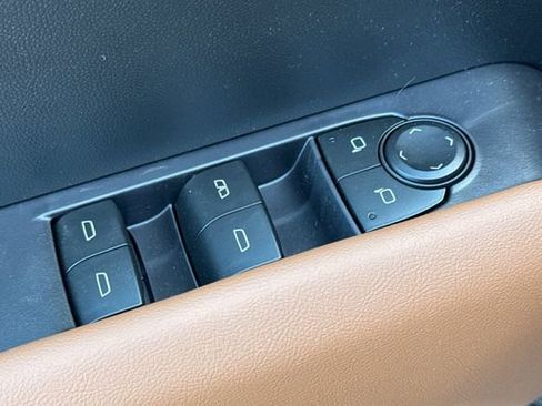 New 2026 GMC Canyon AT4 image 12