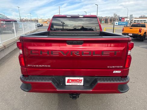 Used 2022 Chevrolet Silverado 1500 Custom w/ Safety Confidence Package image 3