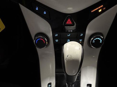 Used 2014 Chevrolet Cruze LT w/ RS Package image 11