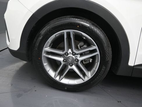 Used 2018 Hyundai Santa Fe FWD image 10