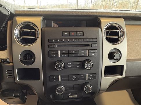 Used 2014 Ford F150 XLT image 16