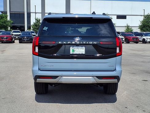 New 2026 Ford Expedition Max Platinum w/ Driver's Package AWD/4WD image 12