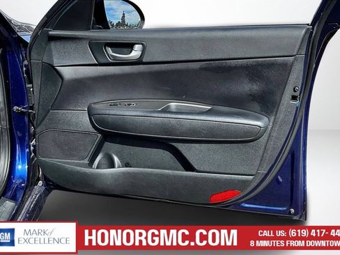 Used 2020 Kia Optima LX FWD image 27