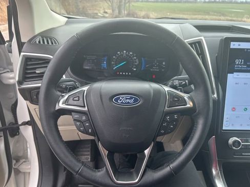 Used 2024 Ford Edge Titanium w/ Equipment Group 301A image 8