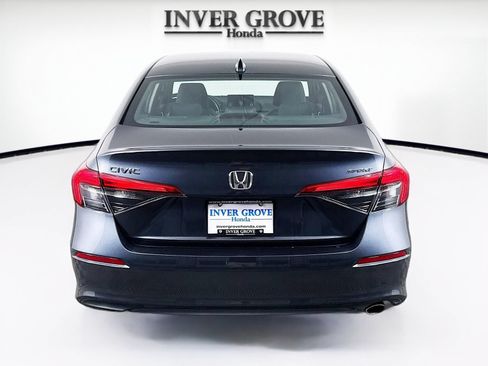 Used 2022 Honda Civic Sport image 6