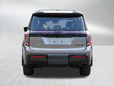 Certified 2025 Nissan Armada PRO-4X AWD/4WD image 6