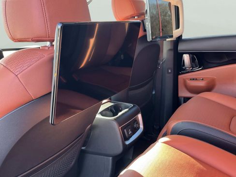 New 2026 Kia Carnival SX Prestige image 23