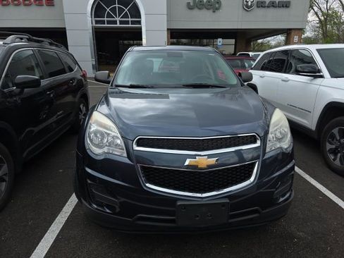 Used 2013 Chevrolet Equinox LS image 2
